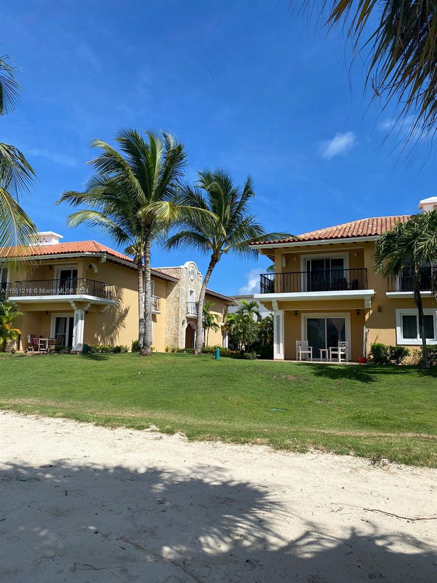 Beautiful Condo Villa Townhouse